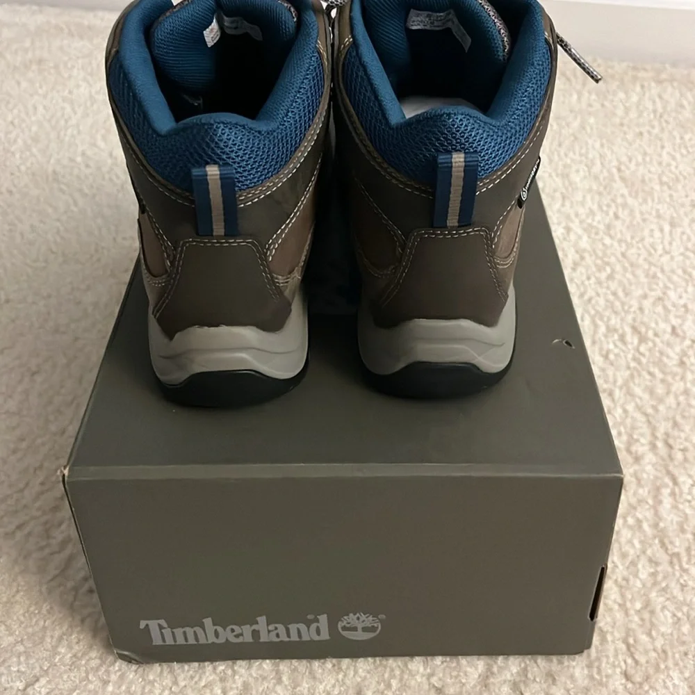 New Timberland MT. Maddsen Waterproof Mid Hiker - Size 8.5M - Picture 5 of 8